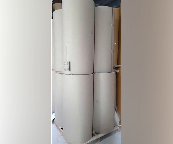 Giấy cuộn carton 1 lớp